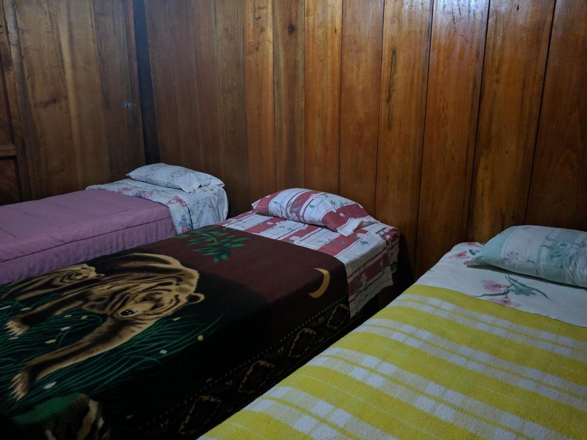 La Tranquilidad Hostel Mindo Eksteriør billede